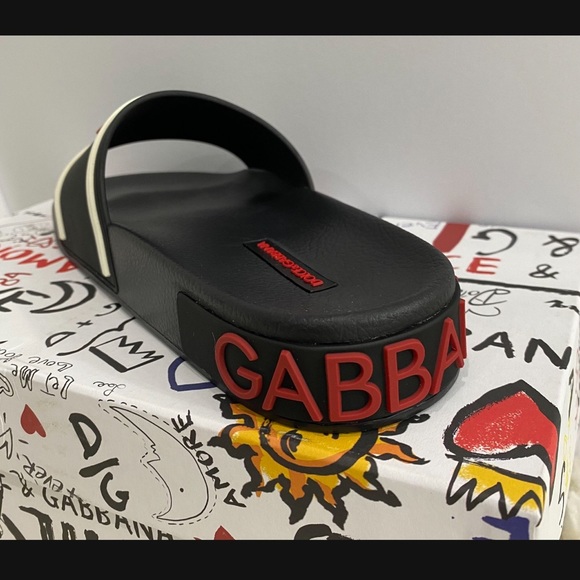 Authentic- New- Dolce & Gabbana Slides - Picture 4 of 5